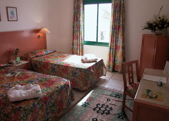 Resort Royal Beach 4*